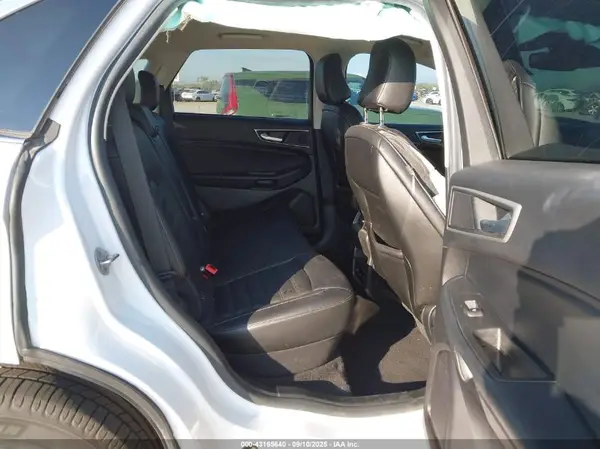 2FMPK3J91MBA18501 2021 FORD EDGE - Image 8