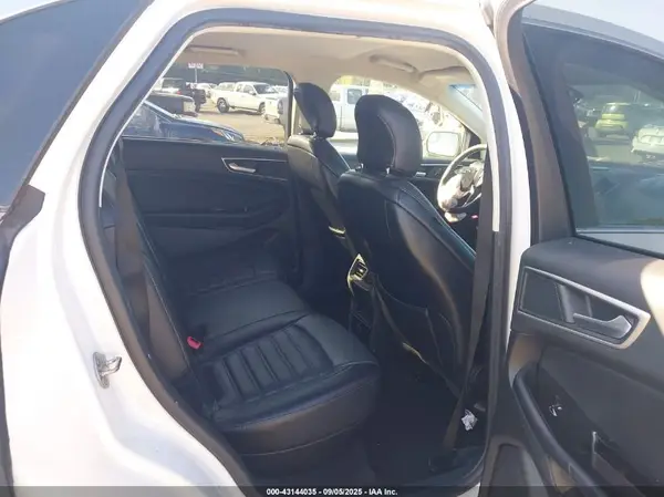 2FMPK3J93JBC32739 2018 FORD EDGE - Image 8
