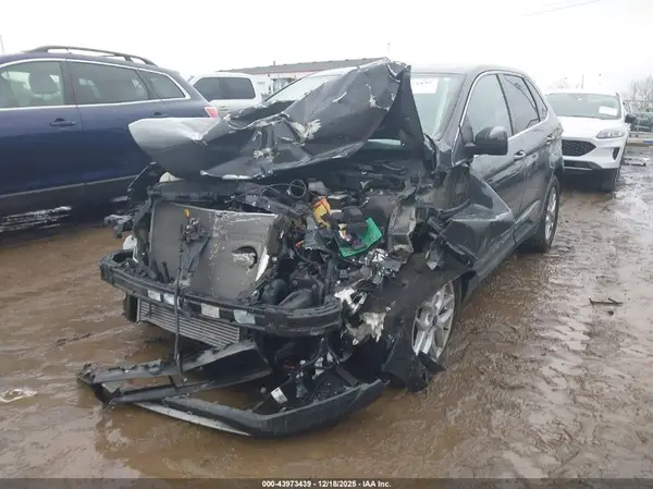 2FMPK3J94MBA26513 2021 FORD EDGE - Image 2