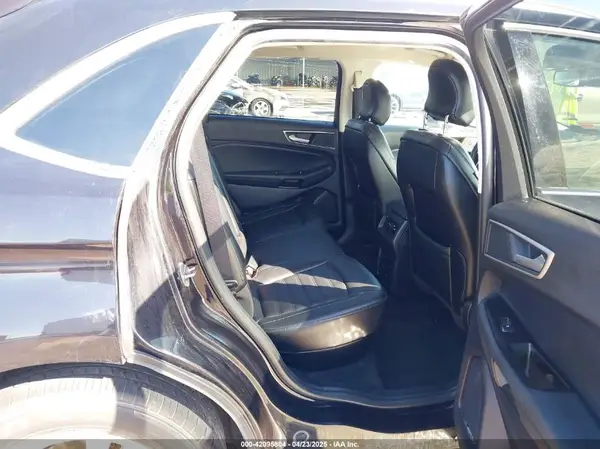 2FMPK3J95KBC06130 2019 FORD EDGE - Image 8