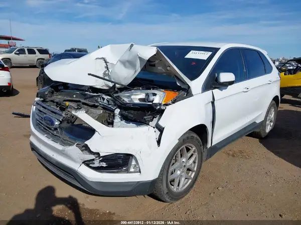 2FMPK3J95MBA21269 2021 FORD EDGE - Image 2