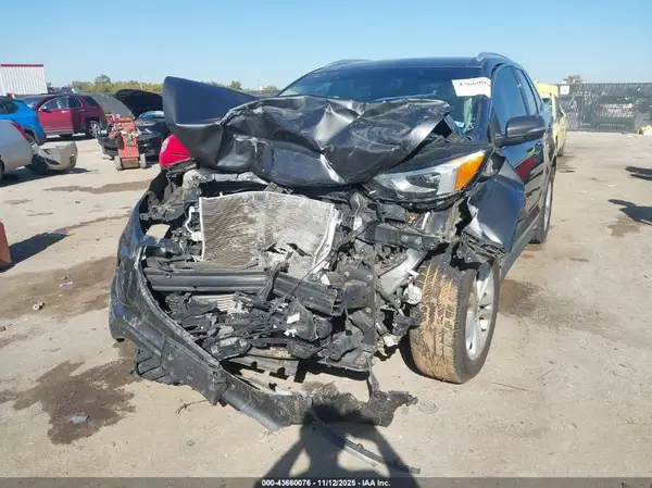 2FMPK3J97KBC40229 2019 FORD EDGE - Image 2