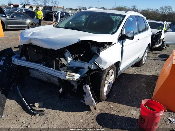 2FMPK3J9XKBB11806 2019 FORD EDGE - Image 2