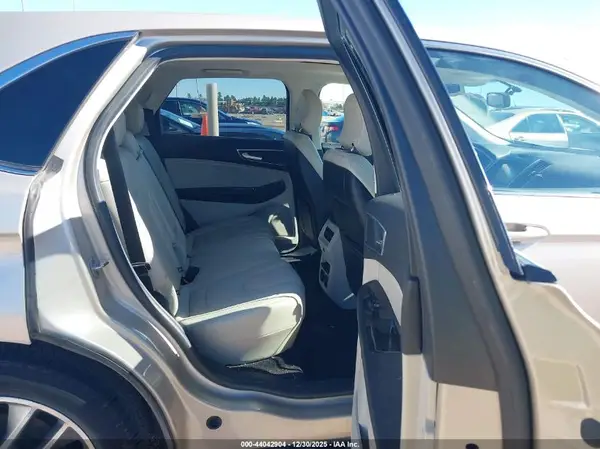 2FMPK3K80HBB51813 2017 FORD EDGE - Image 8