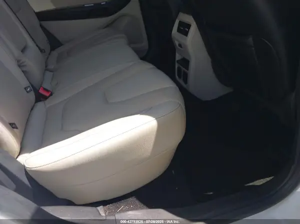 2FMPK3K81HBC07385 2017 FORD EDGE - Image 8