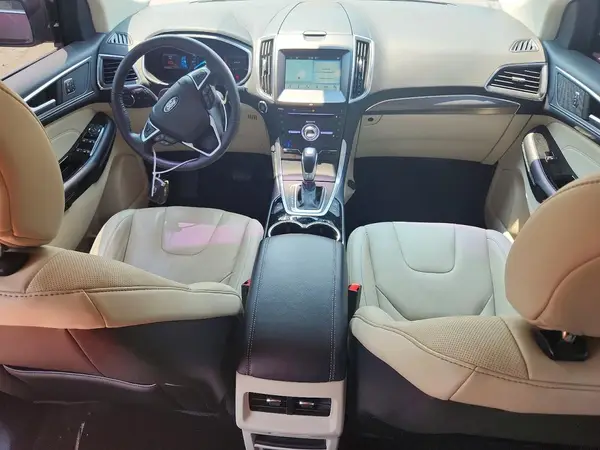 2FMPK3K83JBC18328 2018 FORD EDGE - Image 8