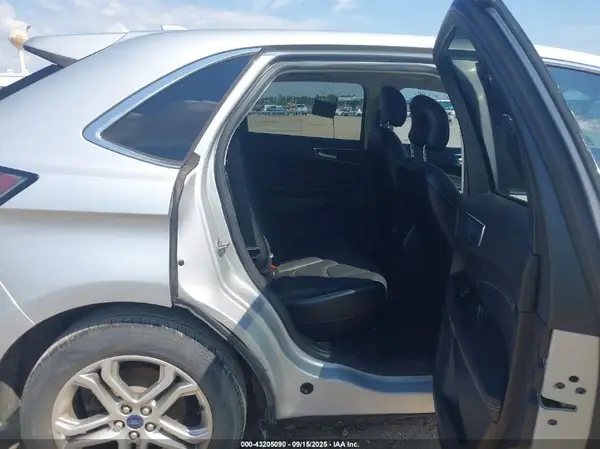 2FMPK3K83JBC44038 2018 FORD EDGE - Image 8