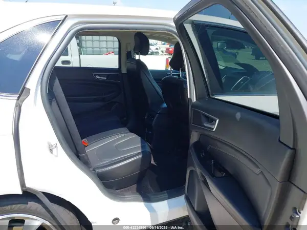 2FMPK3K85GBC62744 2016 FORD EDGE - Image 8