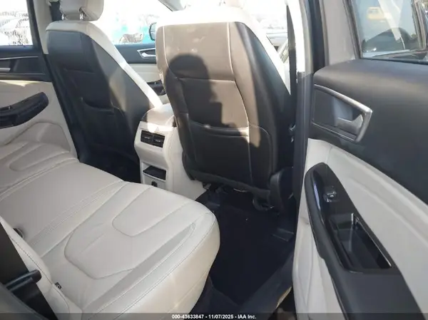 2FMPK3K87GBB31959 2016 FORD EDGE - Image 8