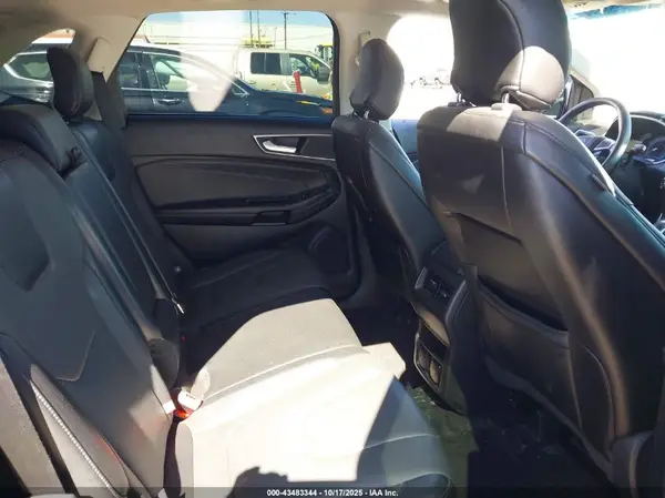 2FMPK3K8XJBC20562 2018 FORD EDGE - Image 8