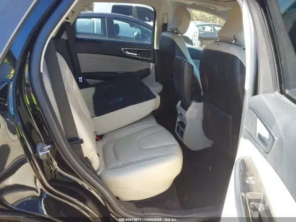 2FMPK3K90HBB28668 2017 FORD EDGE - Image 8