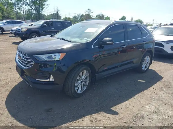 2FMPK3K90MBA18424 2021 FORD EDGE - Image 2