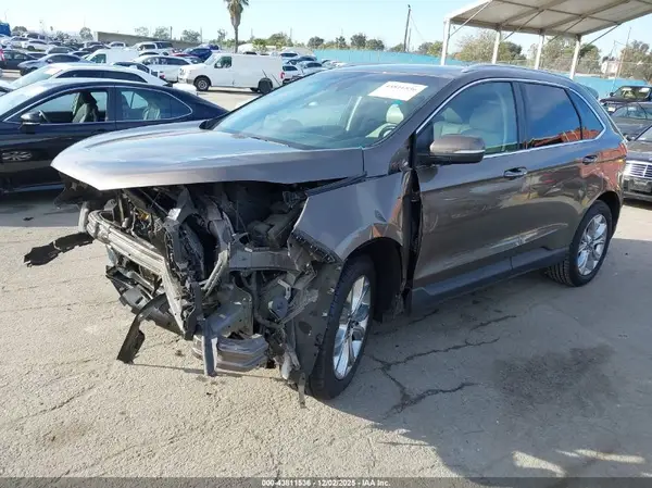 2FMPK3K91KBC49832 2019 FORD EDGE - Image 2