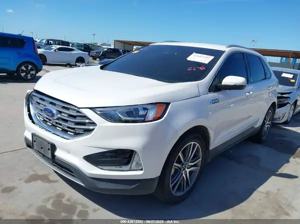 2FMPK3K94KBC00995 2019 FORD EDGE - Image 2