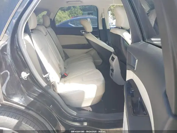 2FMPK3K95HBB08562 2017 FORD EDGE - Image 8