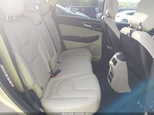 2FMPK3K95HBC01565 2017 FORD EDGE - Image 8