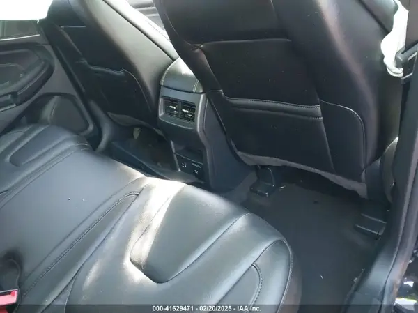 2FMPK3K97MBA35897 2021 FORD EDGE - Image 8
