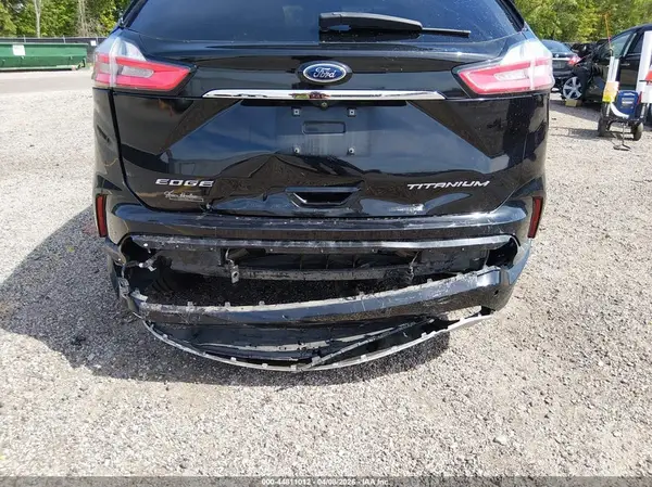 2019 FORD EDGE auction photo 6