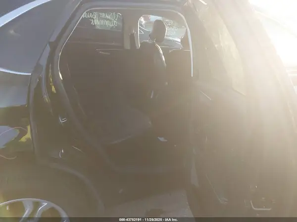 2FMPK3K99JBB42588 2018 FORD EDGE - Image 8