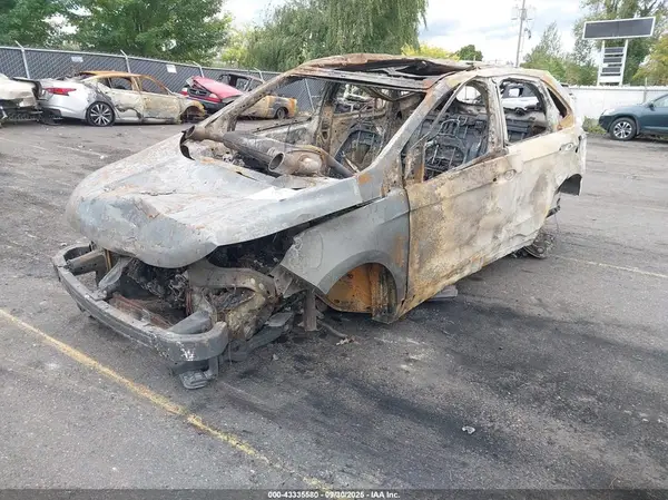 2FMPK3K99JBC27298 2018 FORD EDGE - Image 2