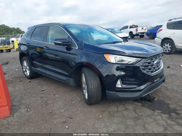 2FMPK3K99MBA15862 2021 FORD EDGE - Image 1