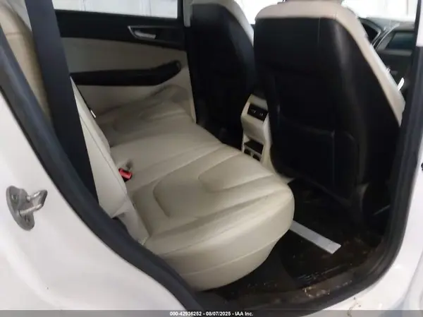 2FMPK3K9XKBB19368 2019 FORD EDGE - Image 8