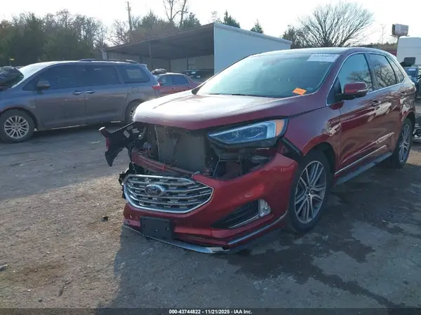 2FMPK3K9XKBB21332 2019 FORD EDGE - Image 2