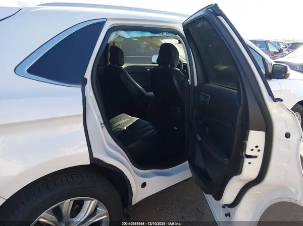 2FMPK3K9XKBB27910 2019 FORD EDGE - Image 8
