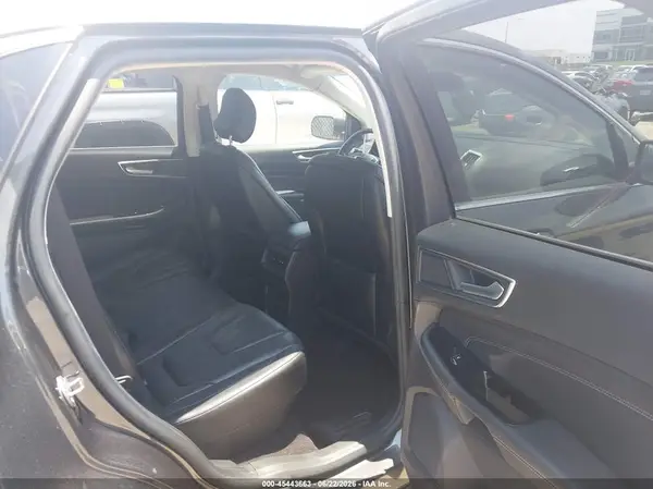 2FMPK3K9XKBB61104 2019 FORD EDGE - Image 8