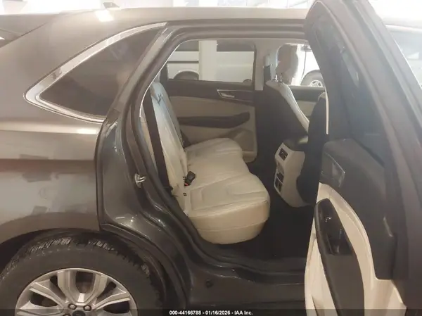 2FMPK3K9XKBC37484 2019 FORD EDGE - Image 8