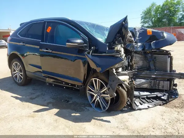 2FMPK3K9XKBC73014 2019 FORD EDGE - Image 1