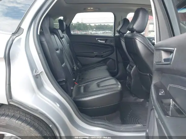 2FMPK3K9XLBB34860 2020 FORD EDGE - Image 8
