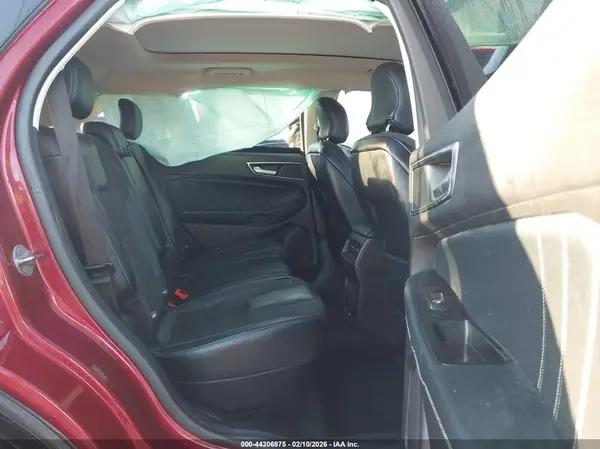 2FMPK4AP0HBC44393 2017 FORD EDGE - Image 8