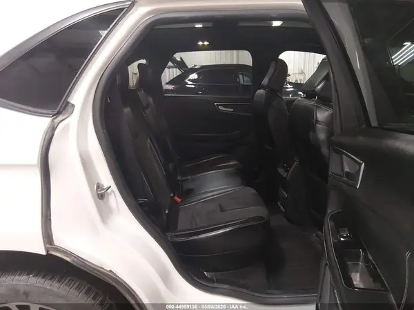 2FMPK4AP1LBA12863 2020 FORD EDGE - Image 8