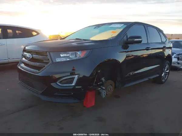 2FMPK4AP2JBC07125 2018 FORD EDGE - Image 2