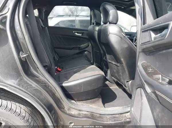 2FMPK4AP2KBC15582 2019 FORD EDGE - Image 8