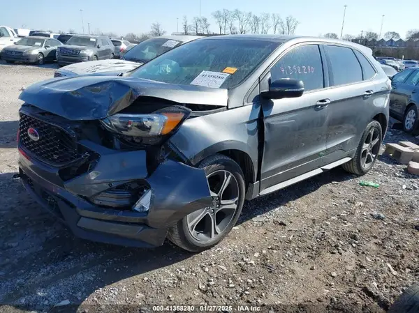2FMPK4AP2KBC68654 2019 FORD EDGE - Image 2