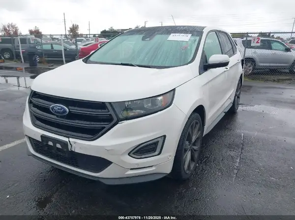 2FMPK4AP3JBB13612 2018 FORD EDGE - Image 2