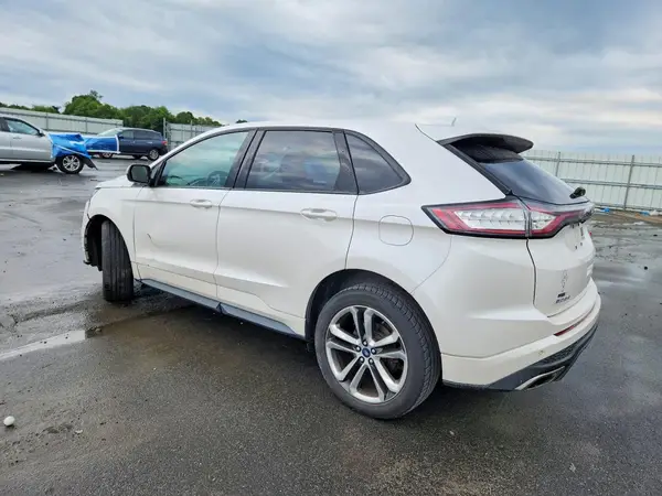 2FMPK4AP4JBC52762 2018 FORD EDGE - Image 2