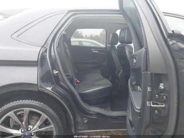 2FMPK4AP5GBC53962 2016 FORD EDGE - Image 8