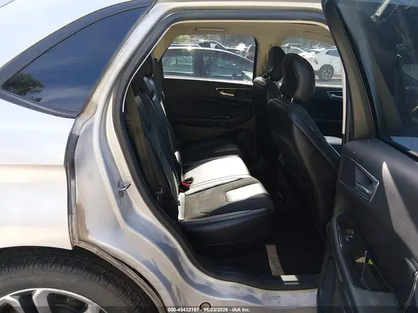 2FMPK4AP5HBB09801 2017 FORD EDGE - Image 8
