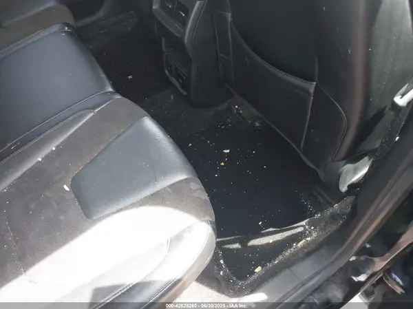 2FMPK4AP7HBC39840 2017 FORD EDGE - Image 8
