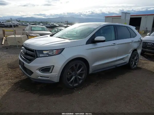 2FMPK4AP8JBC17058 2018 FORD EDGE - Image 2