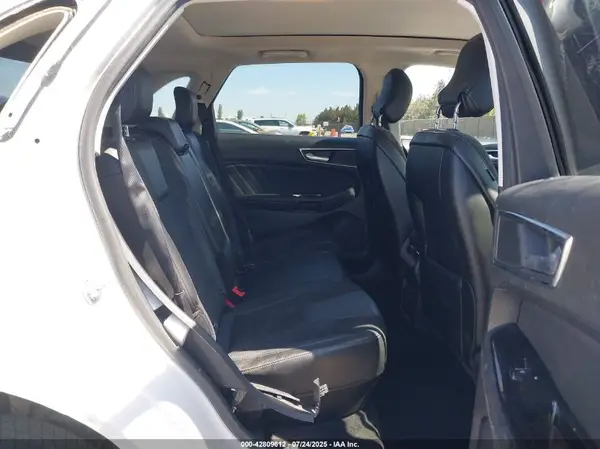2FMPK4AP9HBC16530 2017 FORD EDGE - Image 8