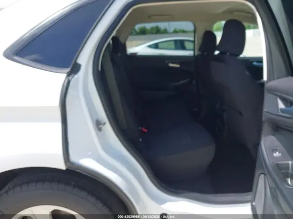 2FMPK4G91RBB26976 2024 FORD EDGE - Image 8