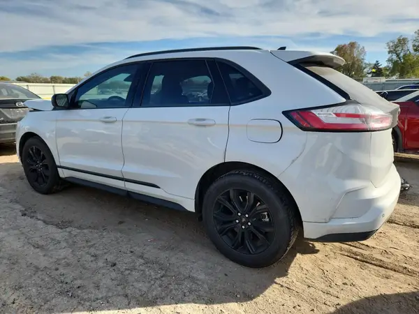 2FMPK4G93NBA24749 2022 FORD EDGE - Image 2