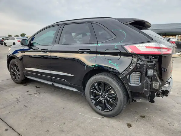 2FMPK4G94NBA26168 2022 FORD EDGE - Image 2