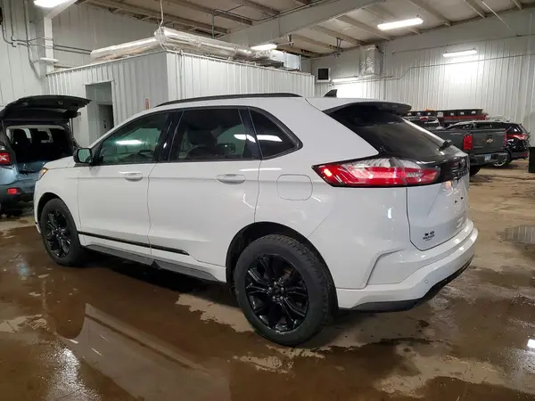 2FMPK4G96NBA28102 2022 FORD EDGE - Image 2