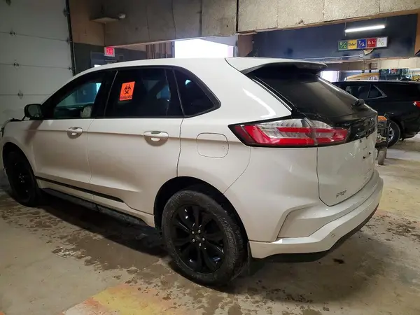 2FMPK4G98RBA32884 2024 FORD EDGE - Image 2