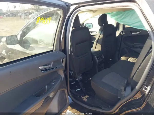 2FMPK4G9XKBC23731 2019 FORD EDGE - Image 8